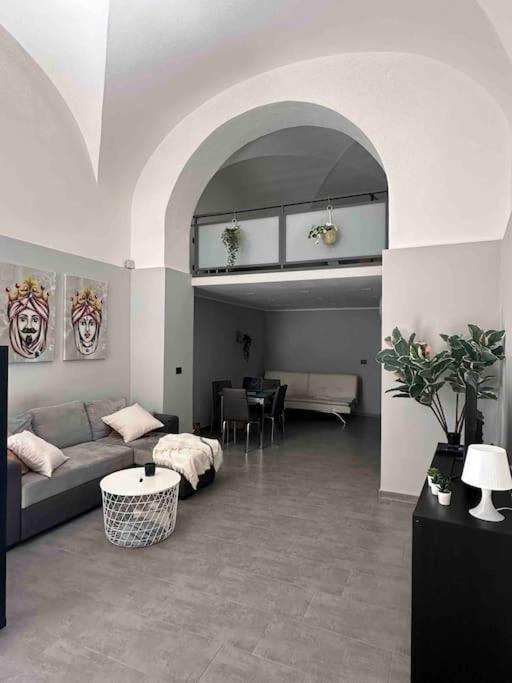 Apartment 44 Катания Экстерьер фото